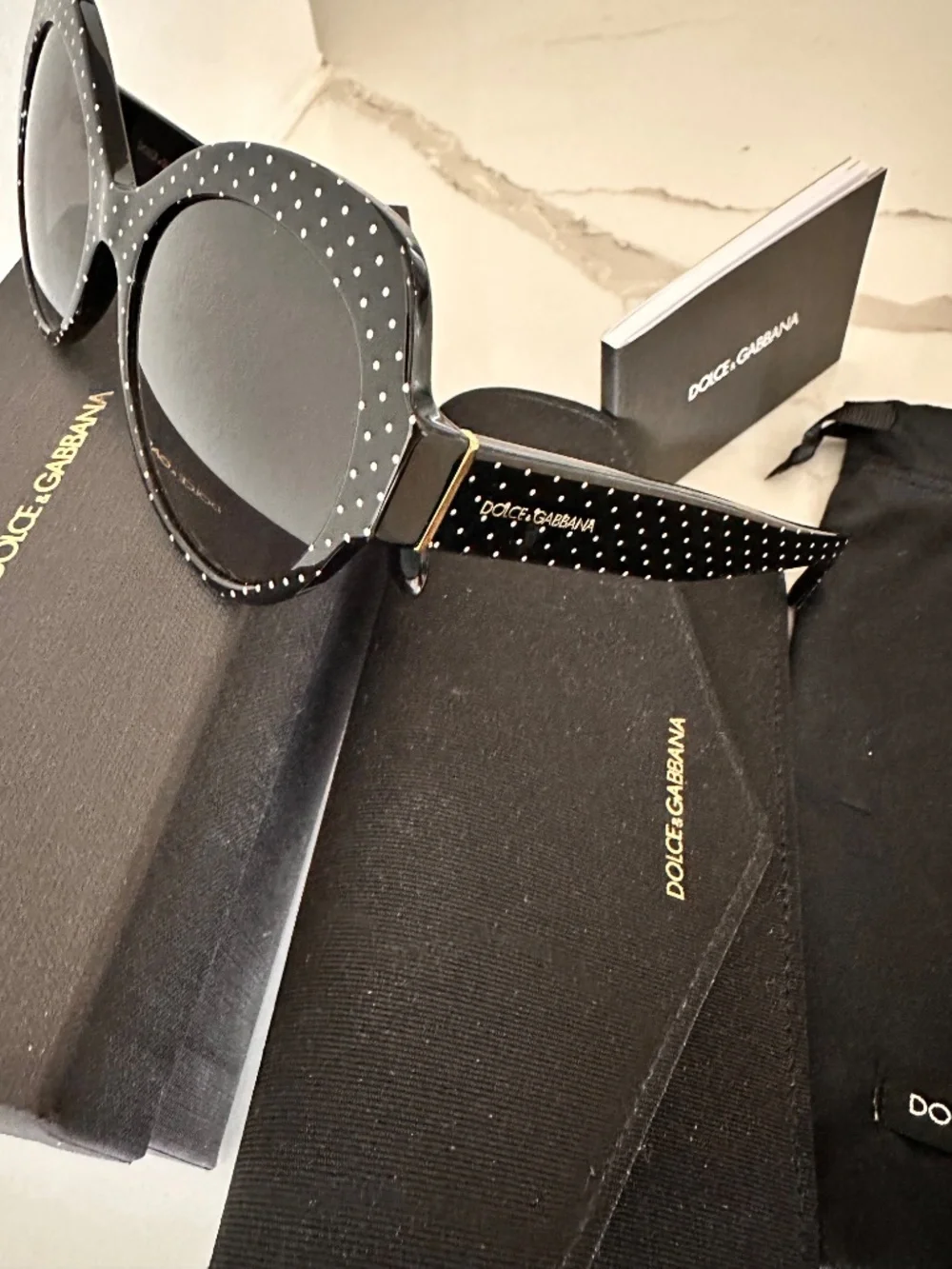 Dolce & Gabbana Cat-Eye Gradient Sunglasses in polka dot Black and white